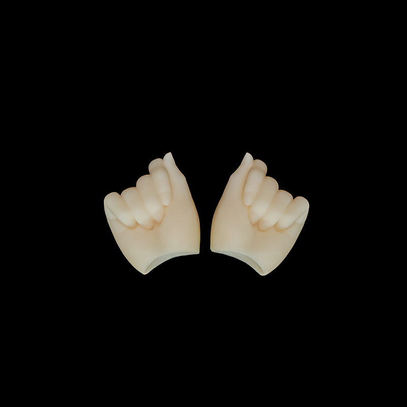 Han – kitty hands