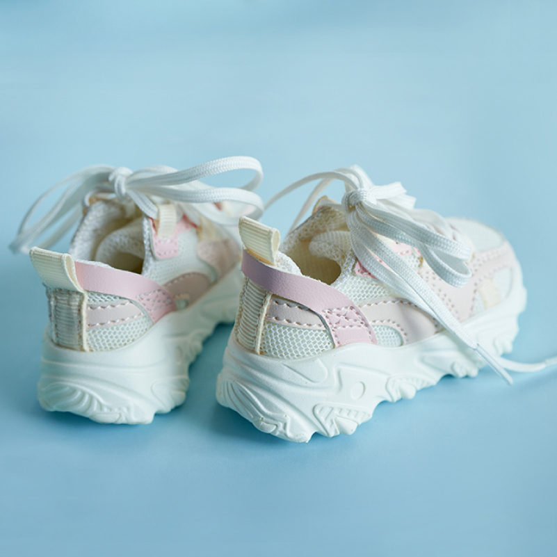 1/3 youth pinksneaker