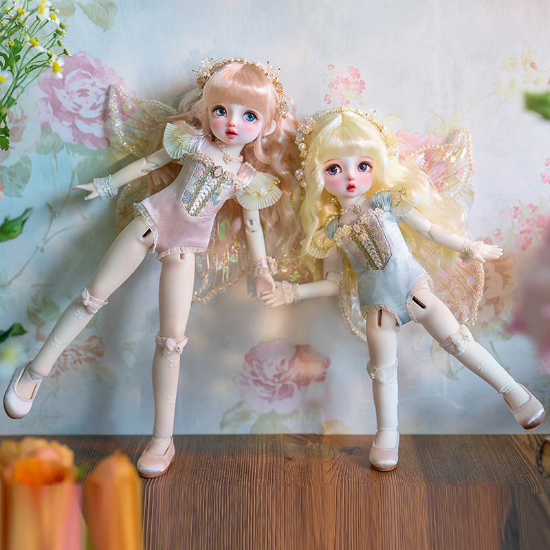 1/6 baby pink satin shoes