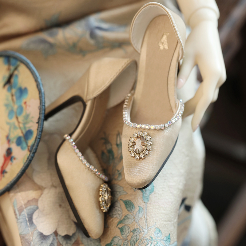 1/3 Embellished open waist satin high heel(Gold)