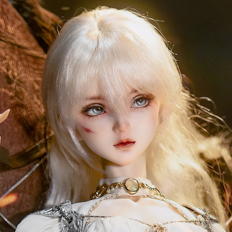 Kelly (the Royal Knight version of AS 18th Anniversary)