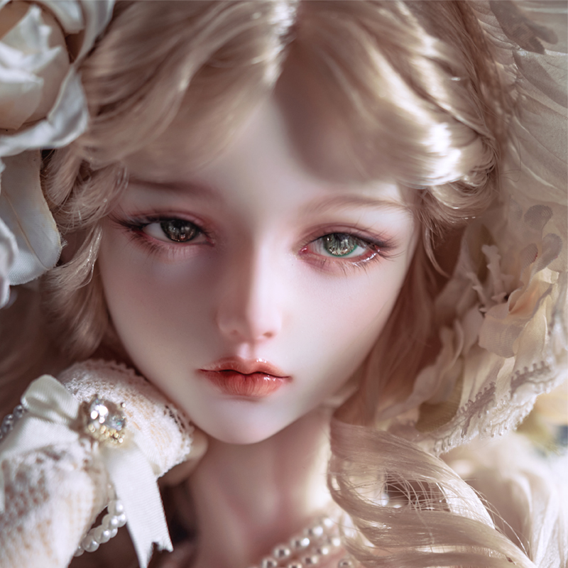 Chloe The Time Ambassador-Chloe