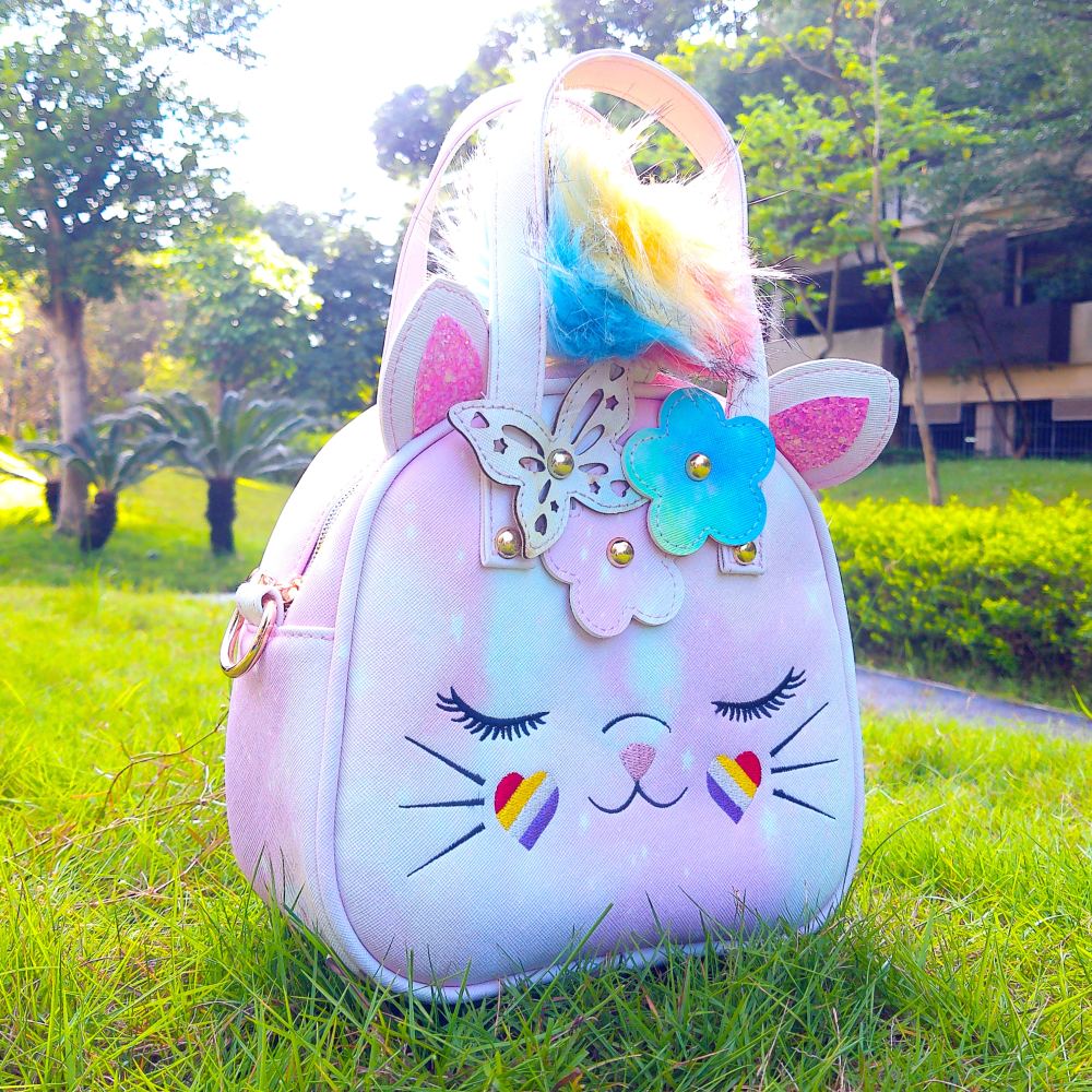 Cute cat embroidery craftsmanship, eco-friendly PU material, fashionable and portable shoulder bag