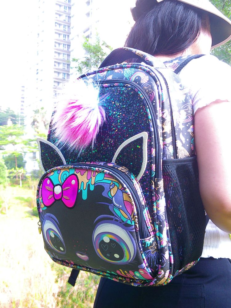 Eco-friendly PU waterproof material,  multi-compartment large-capacity student schoolbag.