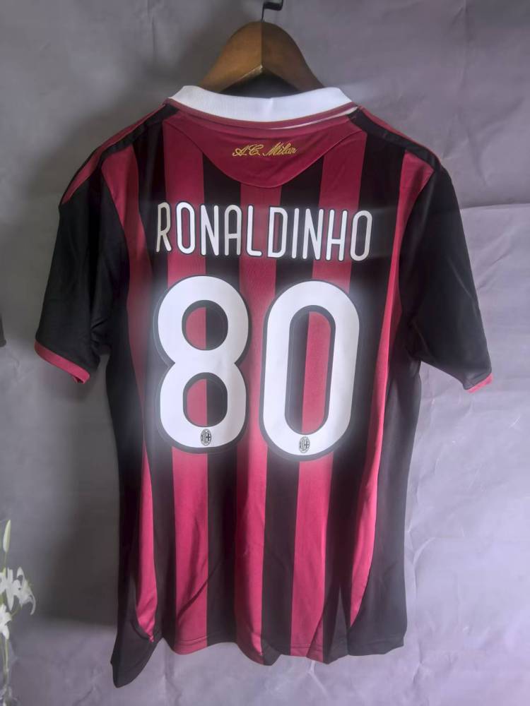 09-10AC Milan home