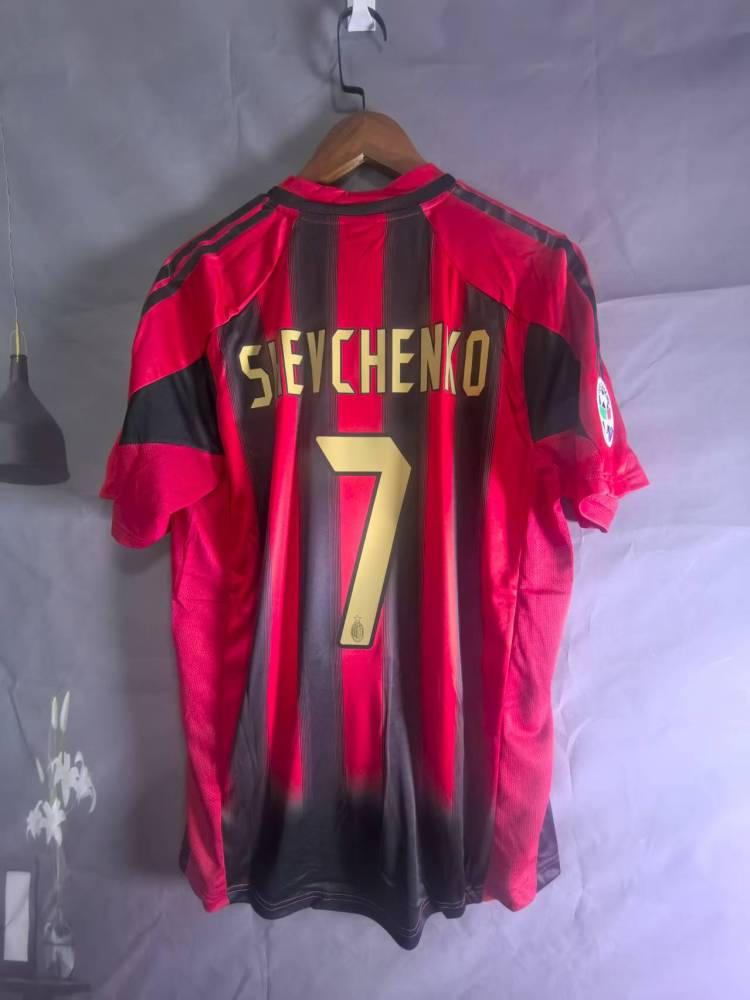 04-05AC Milan home