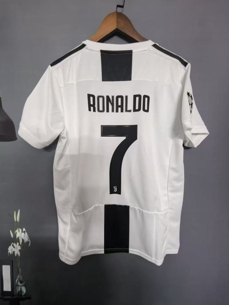 18-19 Juventus
