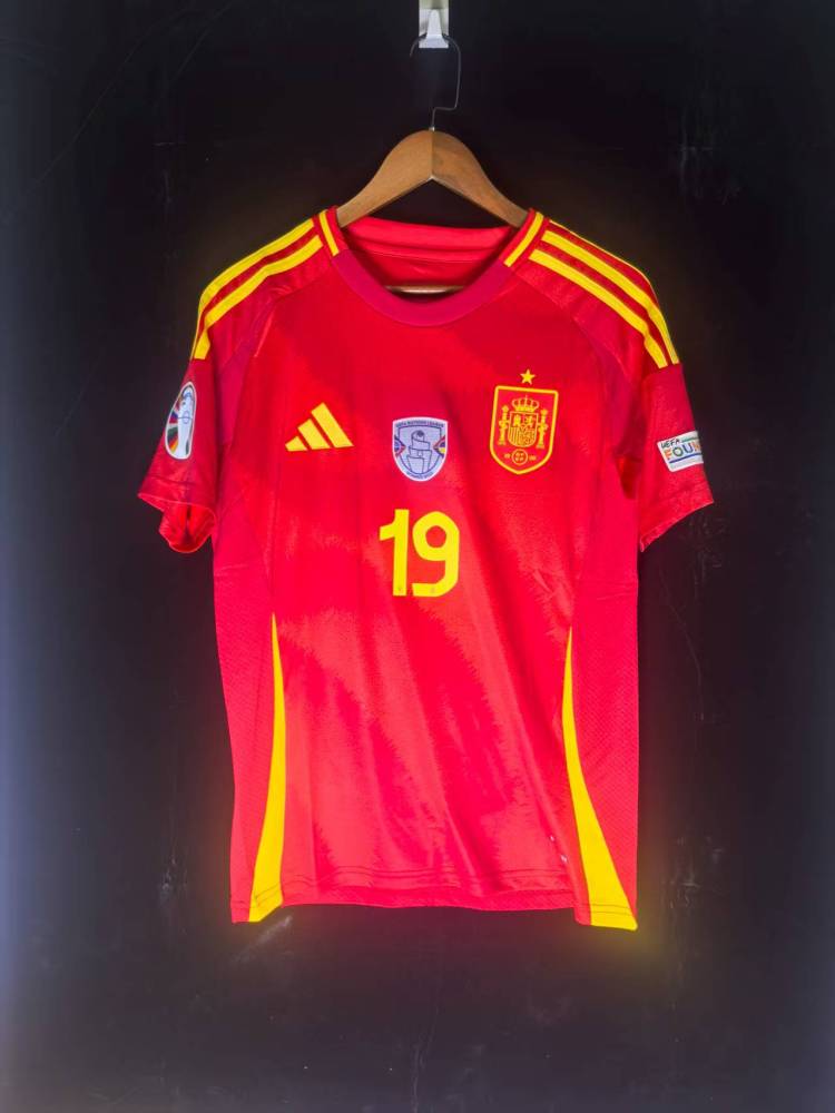 24-Spain home