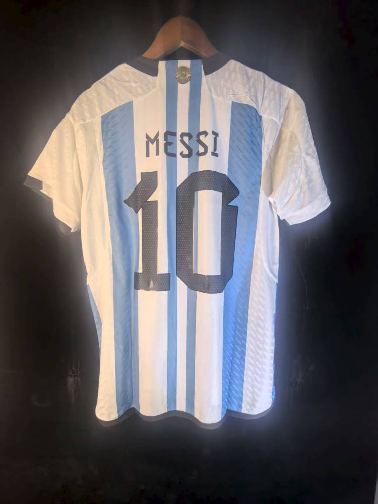 22-Argentina home