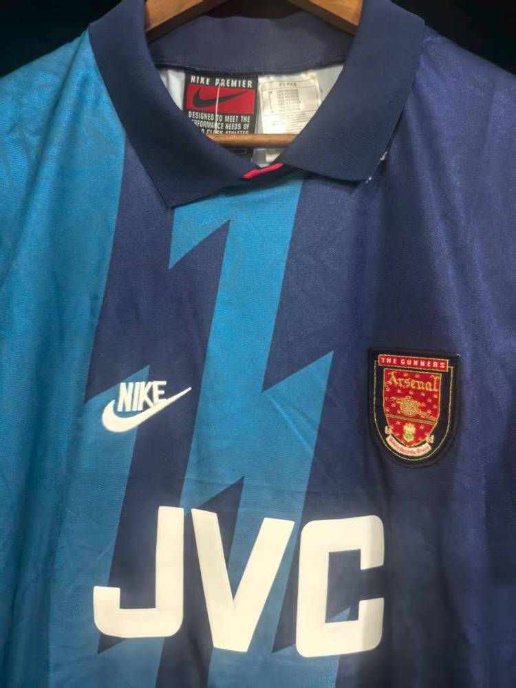 95-96 Arsenal away
