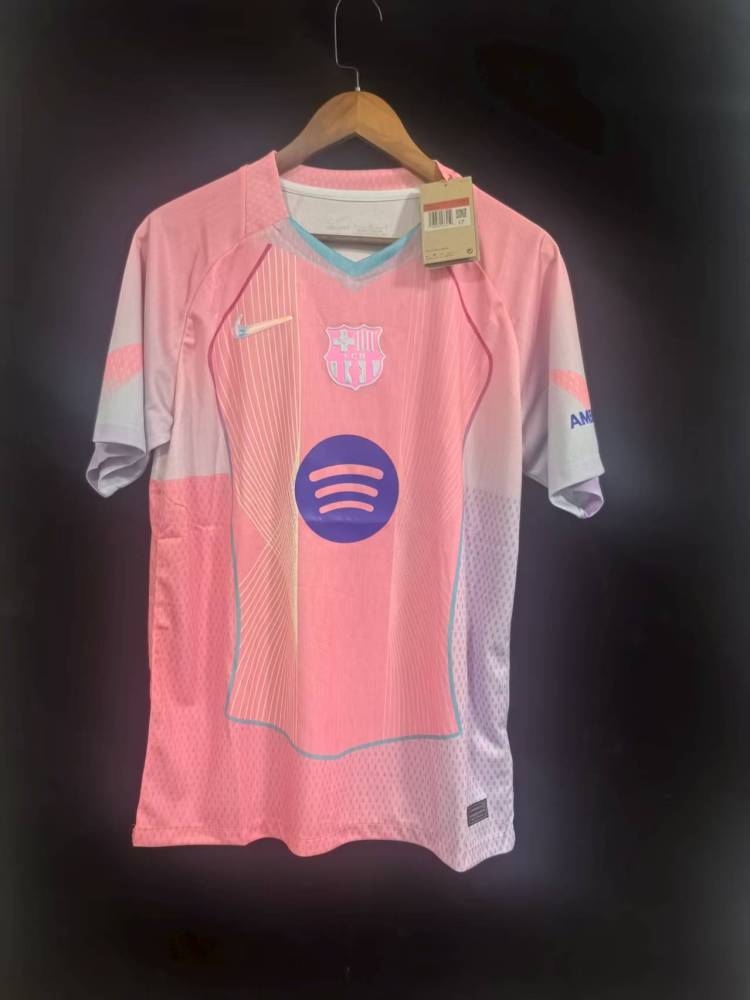 25-26 Barcelona pink