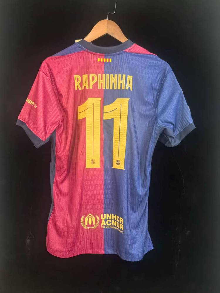 24-25 Barcelona home player edition