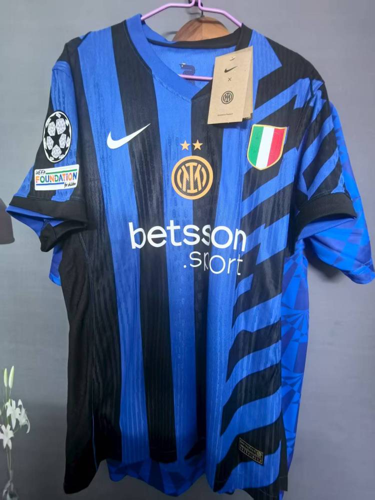 24-25 Inter Milan home