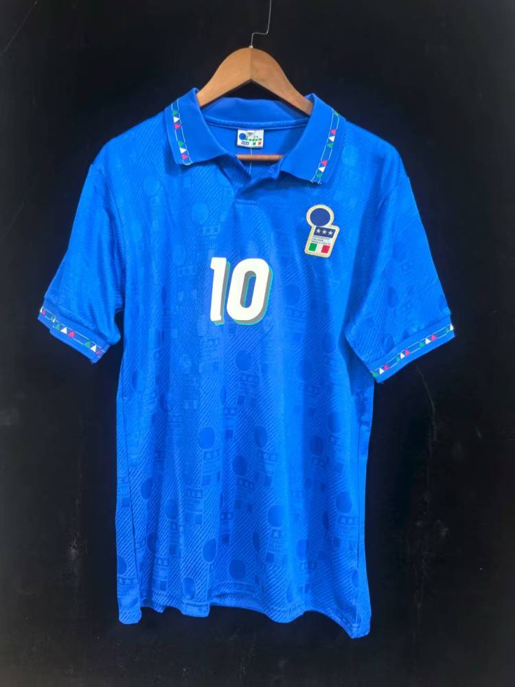 94 Italy home