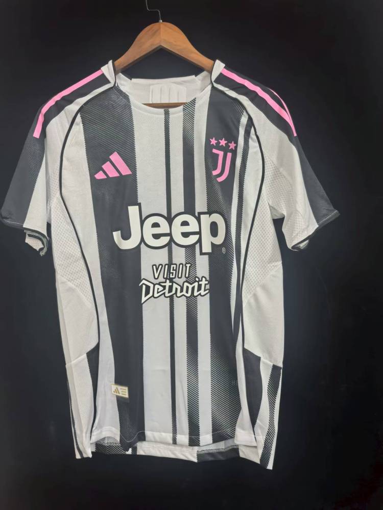 25-26 Juventus home