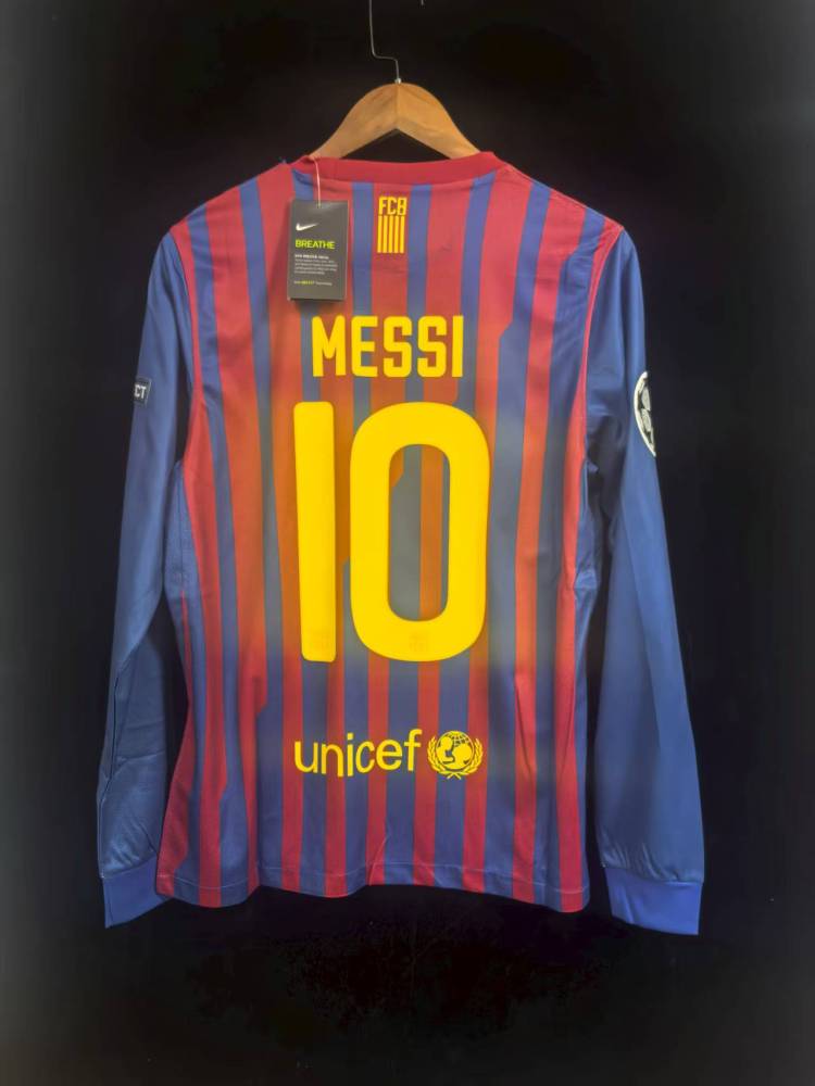 11-12 Barcelona home Long sleeves