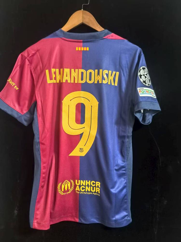 24-25 Barcelona co-signed Jack