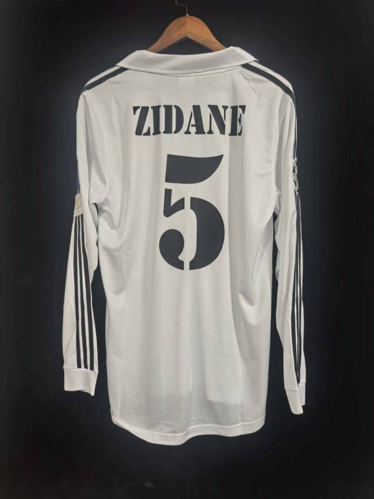 01-02 Real Madrid home long sleeves