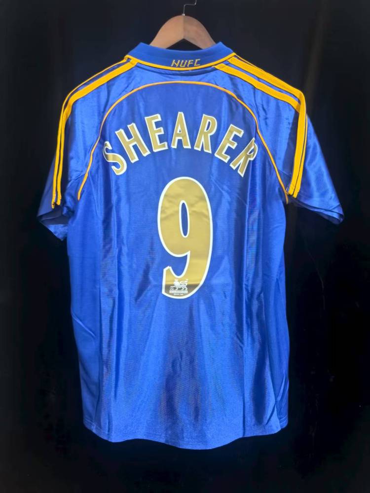 98-99 Newcastle Away