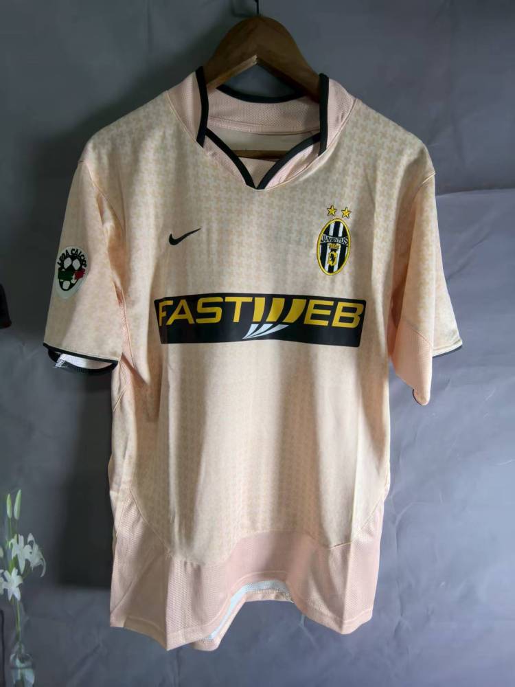 03-04 Juventus third