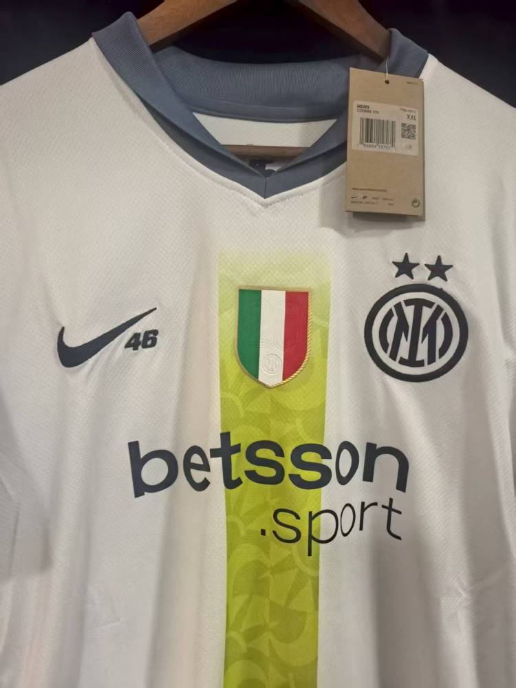 24-25 Inter Milan X Rossi
