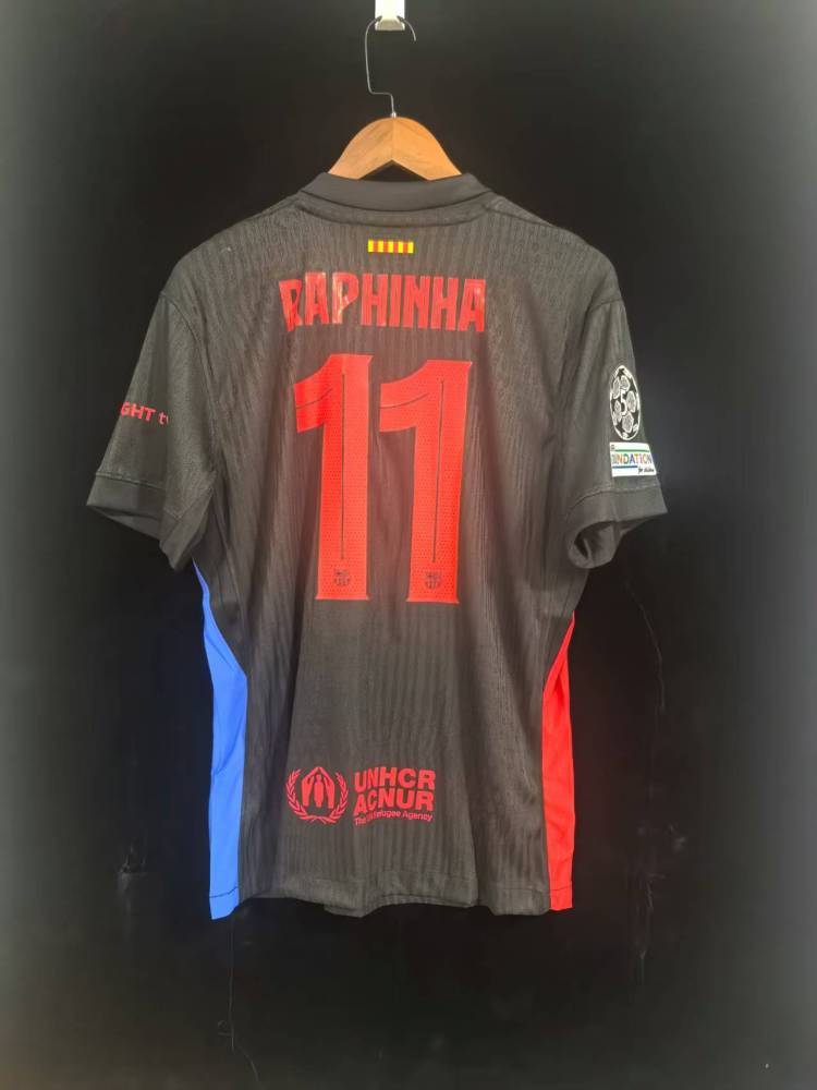 24-25 Barcelona away