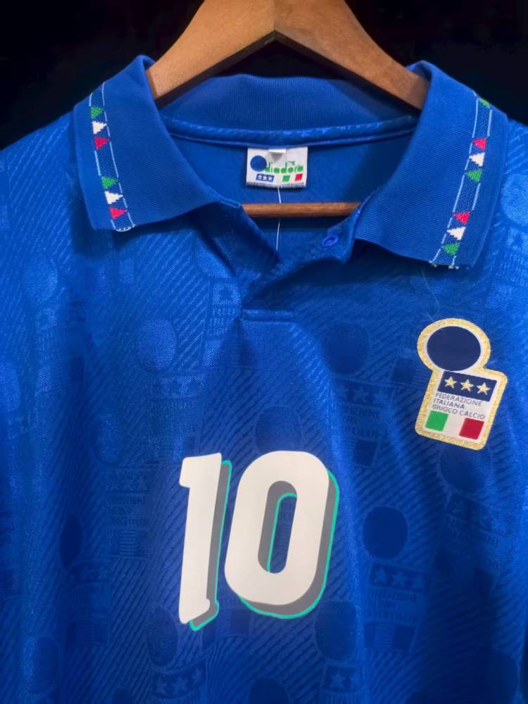 94 Italy home