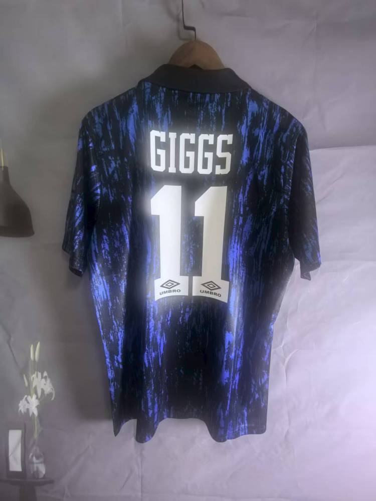 92-93 Manchester United away