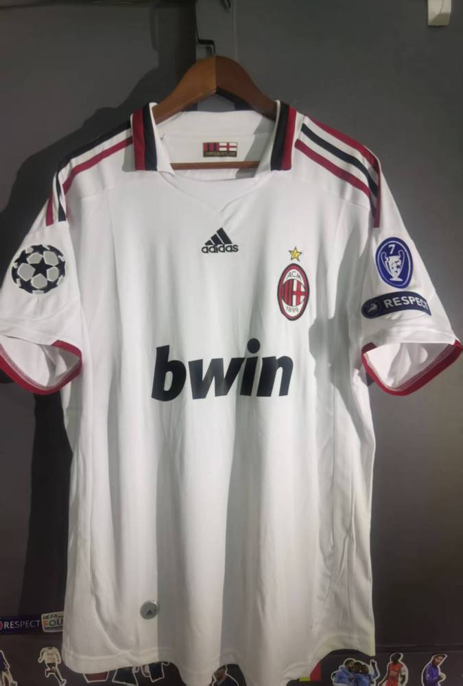 09–10AC Milan away