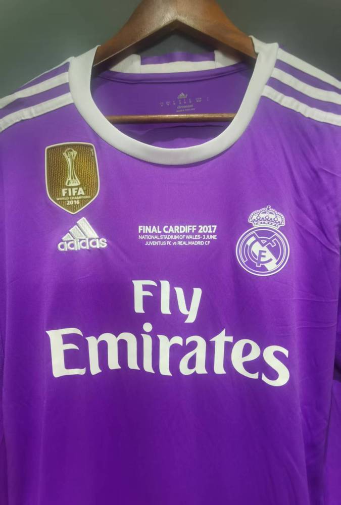 16–17Real Madrid away. long sleeve
