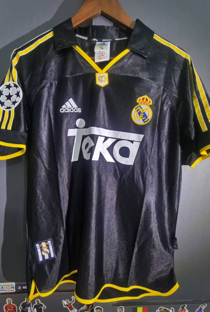 98-00 Real Madrid away