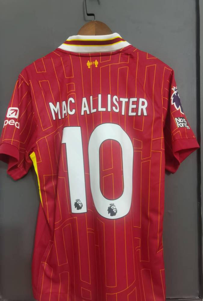 24-25 Liverpool home