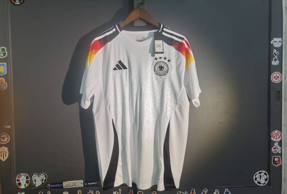 24 Germany home