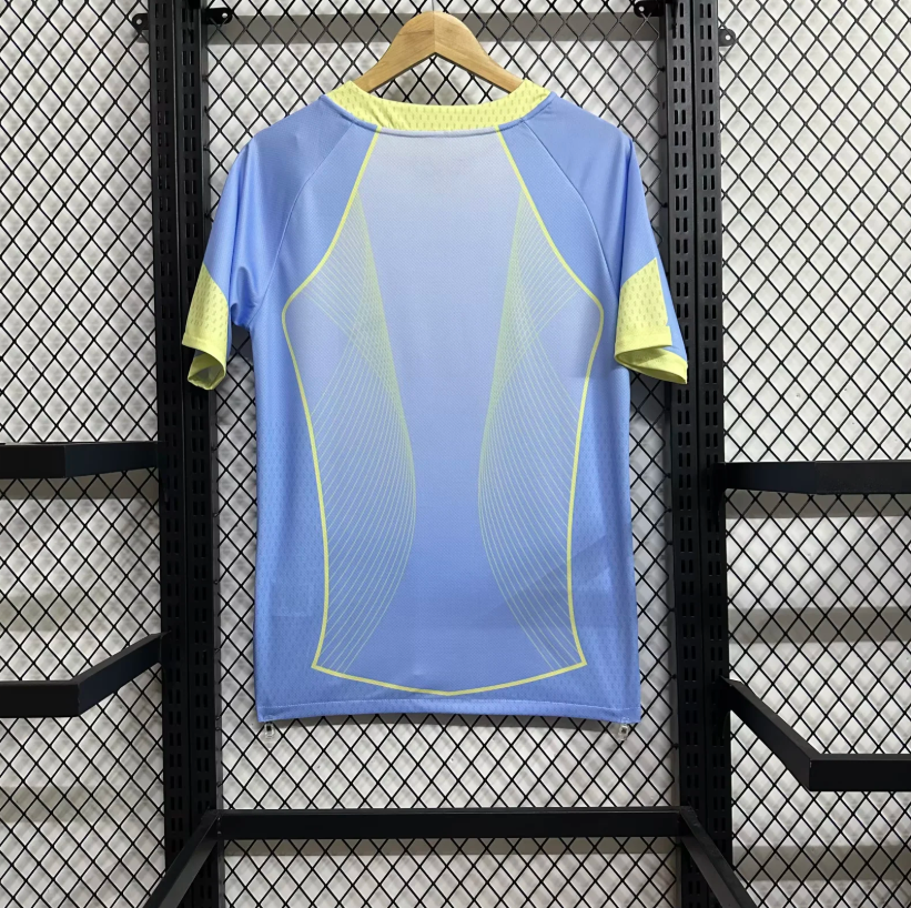 25-26 Barcelona design style
