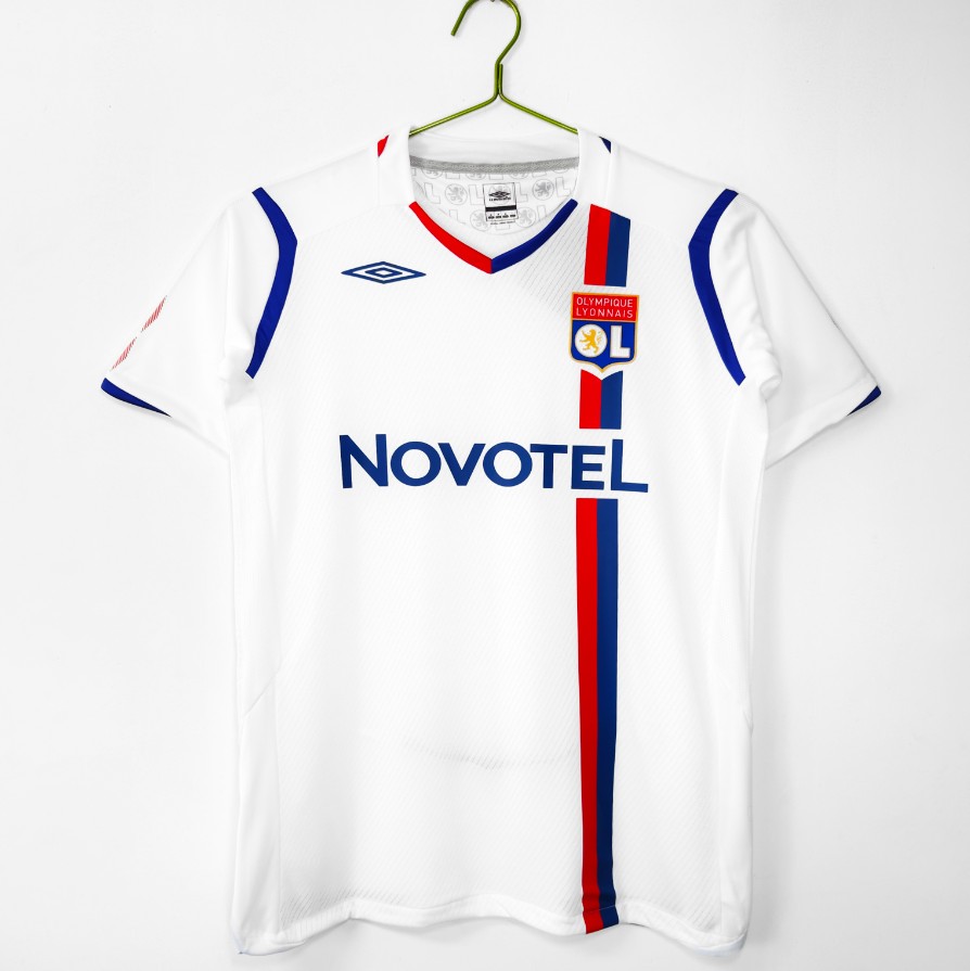 Lyon's home ground in the 2008/09 season