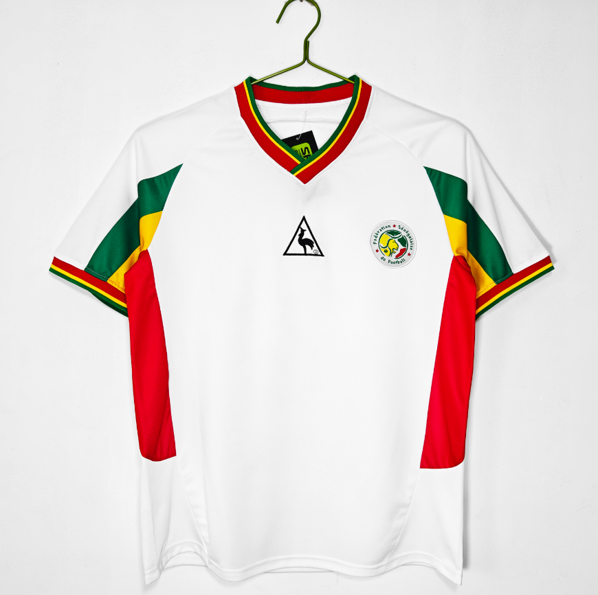In the 2002 season, Senegal played in white at home