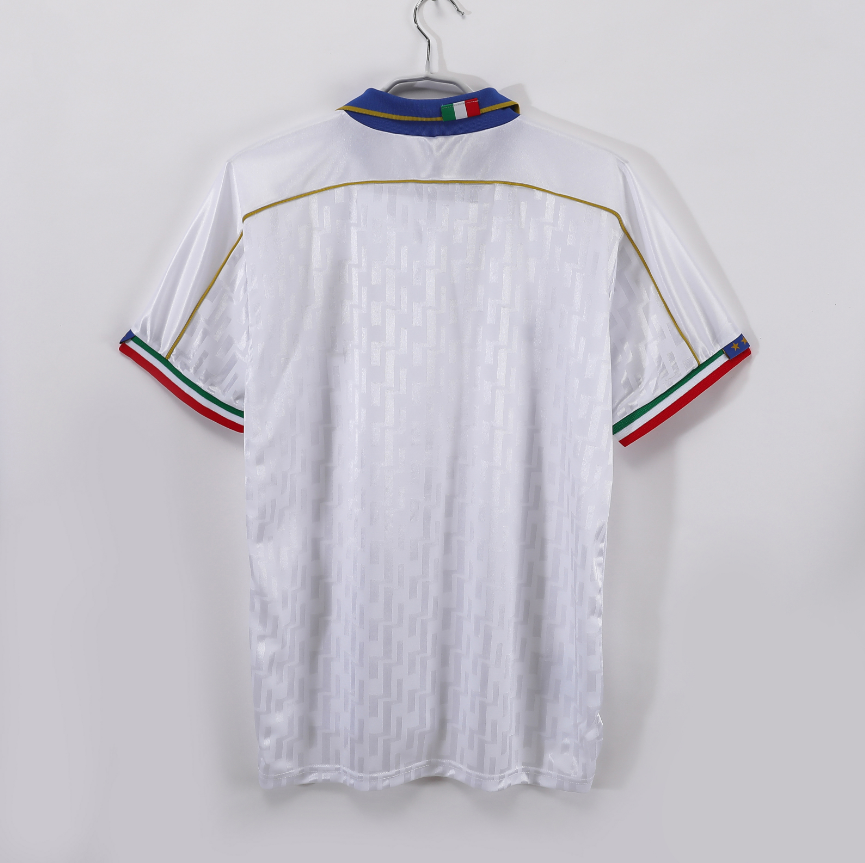 In the 1995 season, Italy played away