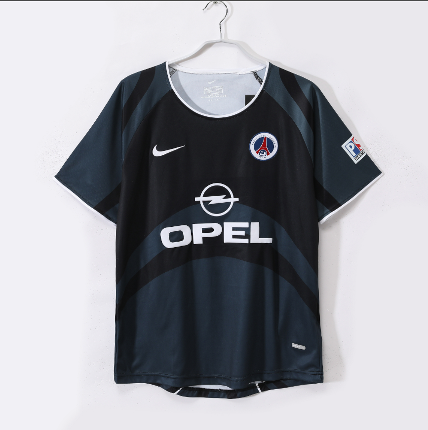 Paris Saint-Germain's second away game in the 2001/02 season