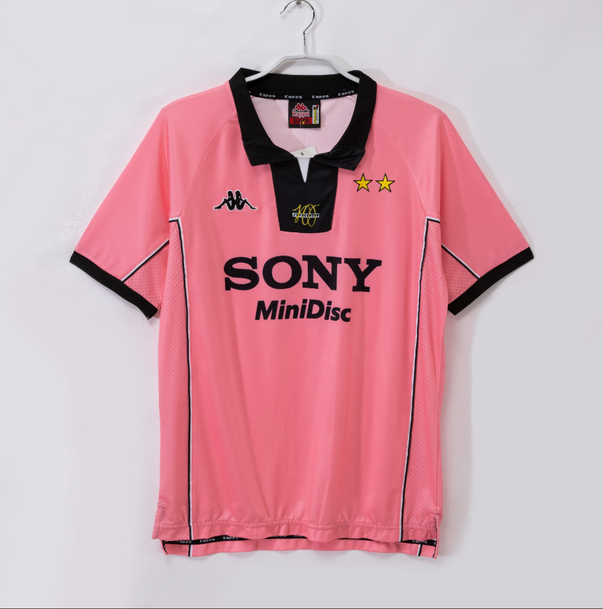 Juventus' away game in the 1997/98 season
