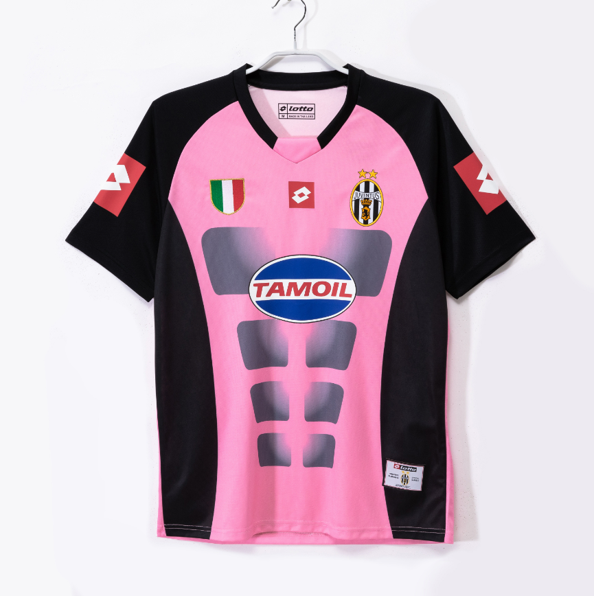 Juventus' away game in the 2002/03 season