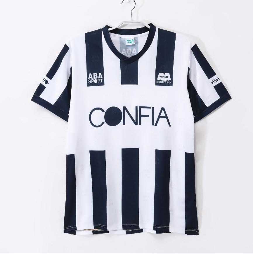 The home game of Monterrey in the 1993/94 season