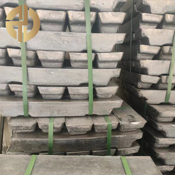 Lingot d'alliage plomb-calcium