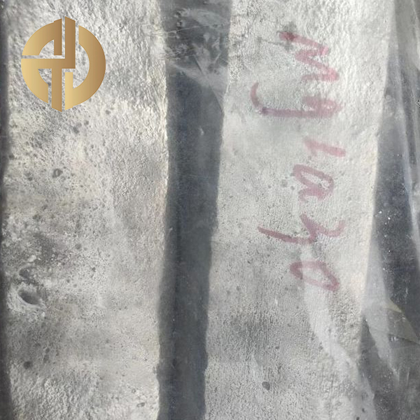Lingote de aleación de magnesio, zinc y circonio