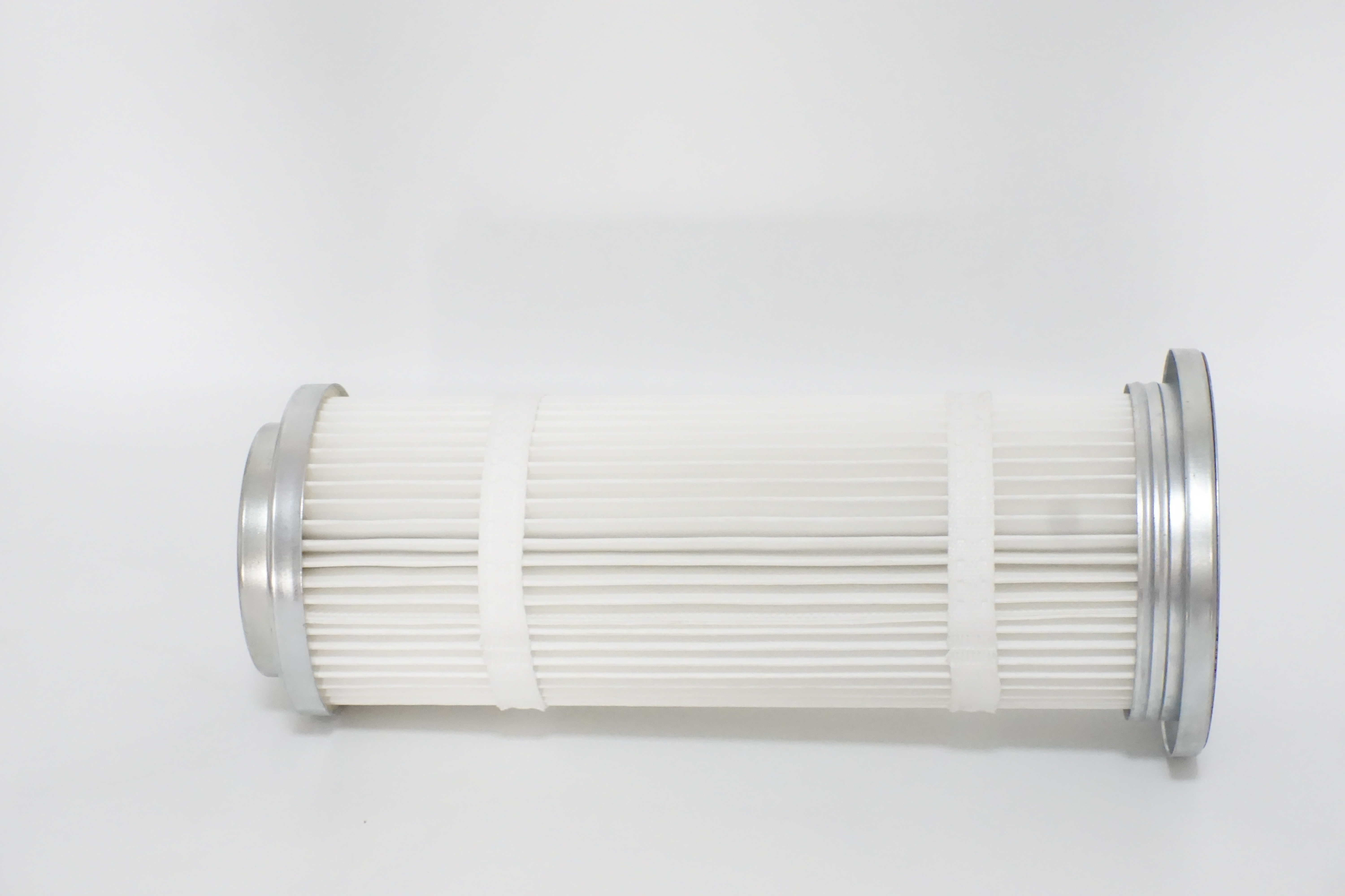 Low pressure differential filter cartridges with high quality