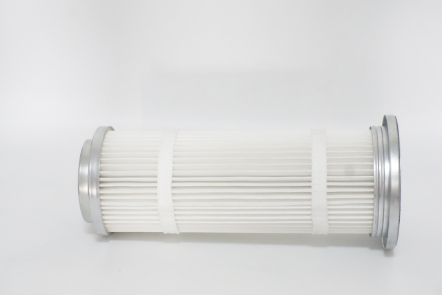 Low pressure differential filter cartridges with high quality