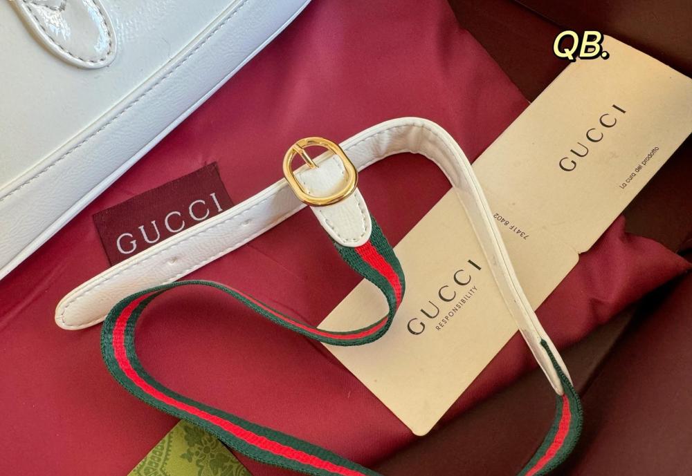 Gucci Jackie
