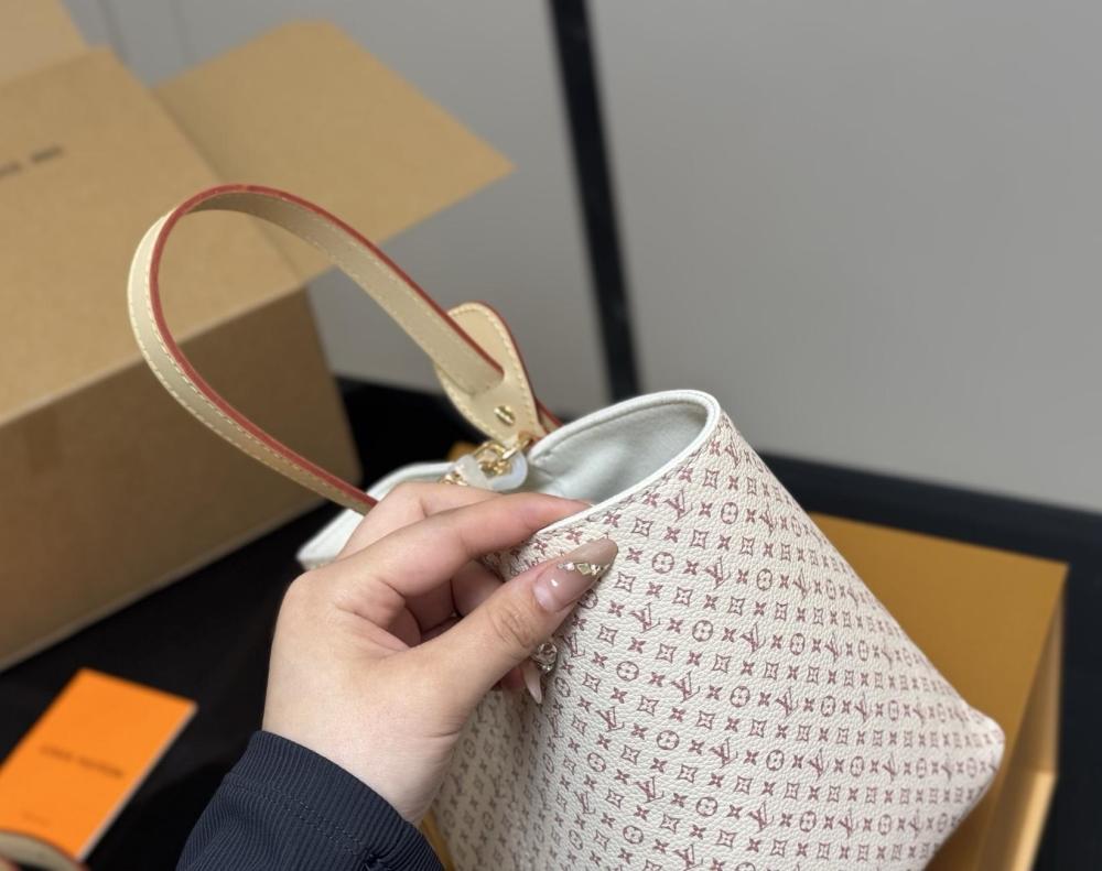 LV All In BB
