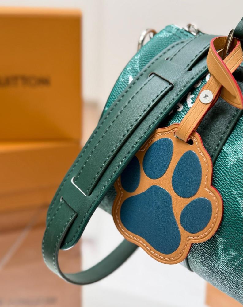 LV Keepall