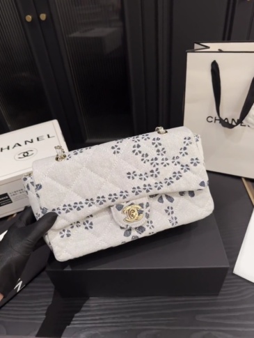 Chanel CF
