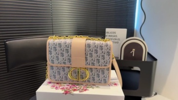 Dior Montaigne
